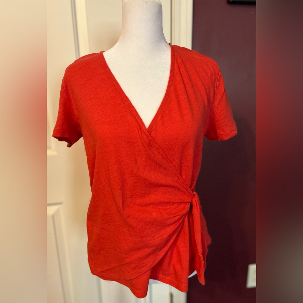 Old Navy Women's Coral Color Wrap Look Top Size Extra Small
